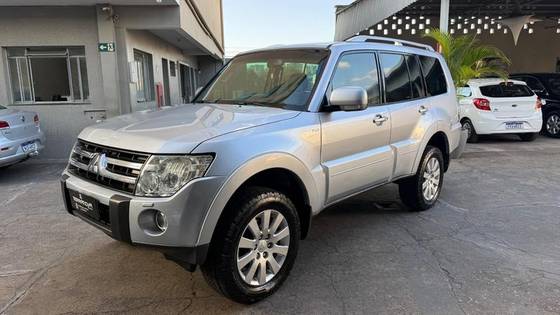 MITSUBISHI PAJERO FULL 3.8 HPE 4X4 V6 24V GASOLINA 4P AUTOMÁTICO